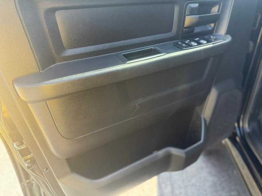 2014 Ram 1500 4WD Crew Cab 140.5" Express, available for sale in East Windsor, Connecticut | STS Automotive. East Windsor, Connecticut 2014 Ram 1500 4WD Crew Cab 140.5" Express, available for sale in East Windsor, Connecticut | STS Automotive. East Windsor, Connecticut