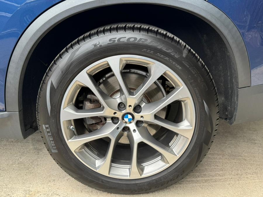 2021 BMW X5 xDrive40i Sports Activity Vehicle, available for sale in Newark, New Jersey | Champion Of Newark. Newark, New Jersey 2021 BMW X5 xDrive40i Sports Activity Vehicle, available for sale in Newark, New Jersey | Champion Of Newark. Newark, New Jersey