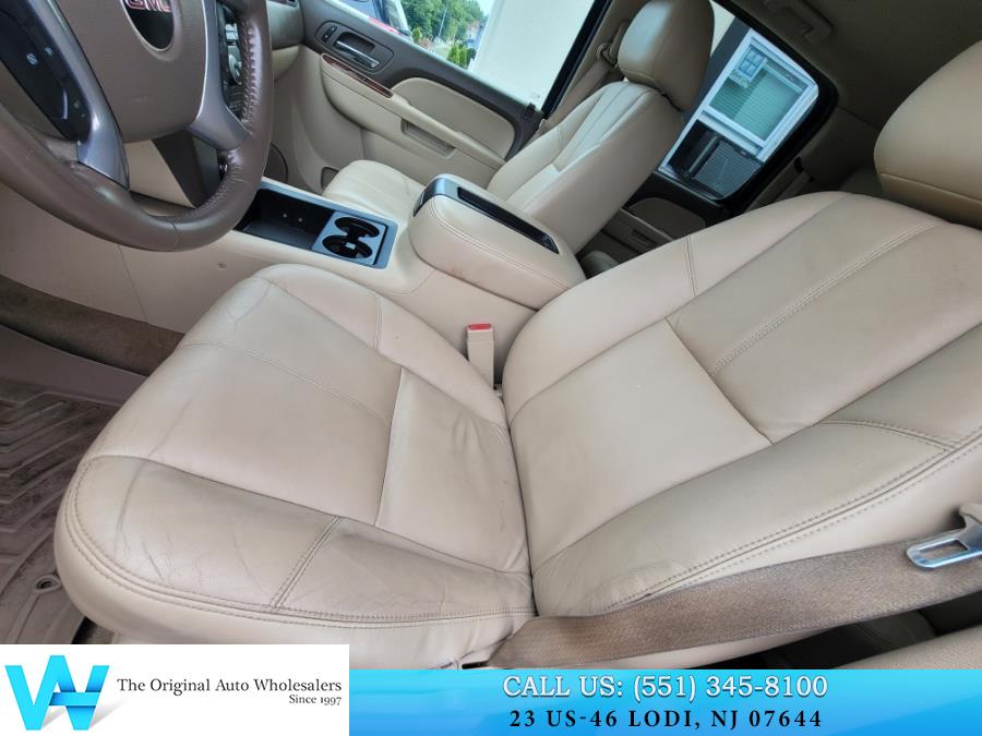 2014 GMC Yukon XL 4WD 4dr SLT, available for sale in Lodi, New Jersey | AW Auto & Truck Wholesalers, Inc. Lodi, New Jersey 2014 GMC Yukon XL 4WD 4dr SLT, available for sale in Lodi, New Jersey | AW Auto & Truck Wholesalers, Inc. Lodi, New Jersey