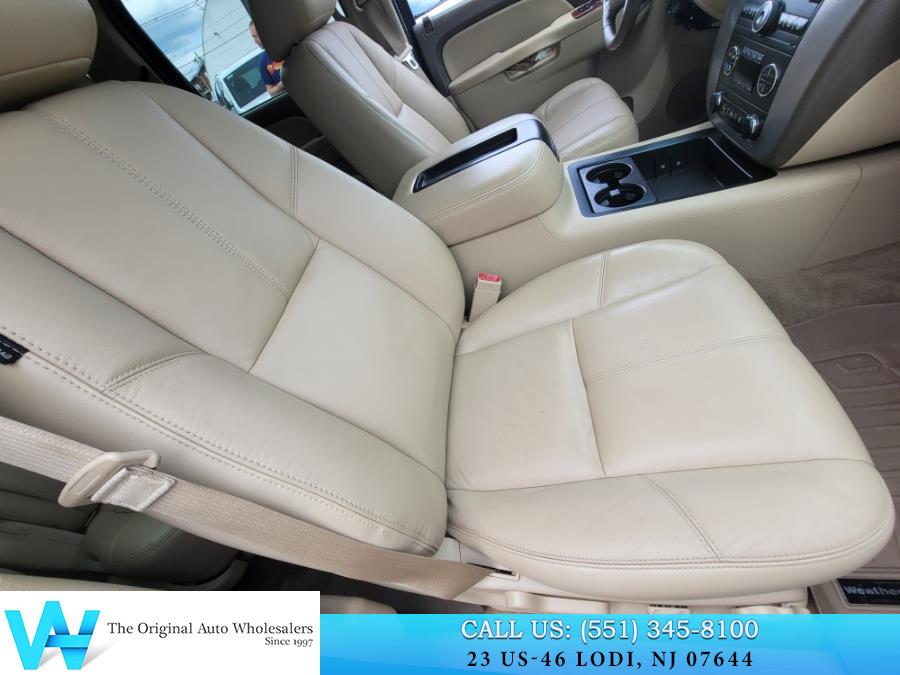 2014 GMC Yukon XL 4WD 4dr SLT, available for sale in Lodi, New Jersey | AW Auto & Truck Wholesalers, Inc. Lodi, New Jersey 2014 GMC Yukon XL 4WD 4dr SLT, available for sale in Lodi, New Jersey | AW Auto & Truck Wholesalers, Inc. Lodi, New Jersey