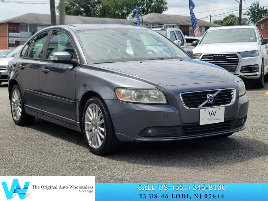 2010 Volvo S40 4dr Sdn Auto FWD, available for sale in Lodi, New Jersey | AW Auto & Truck Wholesalers, Inc. Lodi, New Jersey