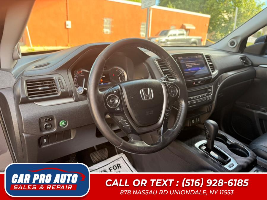 2017 Honda Pilot EX-L 2WD, available for sale in Uniondale, New York | Car Pro Auto. Uniondale, New York 2017 Honda Pilot EX-L 2WD, available for sale in Uniondale, New York | Car Pro Auto. Uniondale, New York