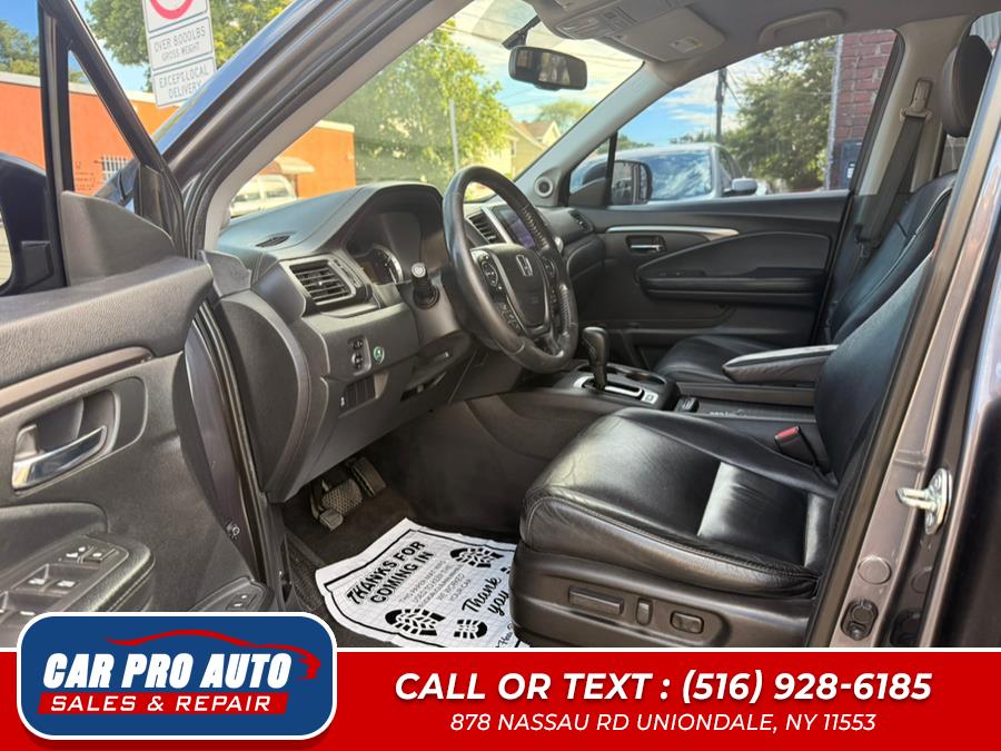 2017 Honda Pilot EX-L 2WD, available for sale in Uniondale, New York | Car Pro Auto. Uniondale, New York 2017 Honda Pilot EX-L 2WD, available for sale in Uniondale, New York | Car Pro Auto. Uniondale, New York