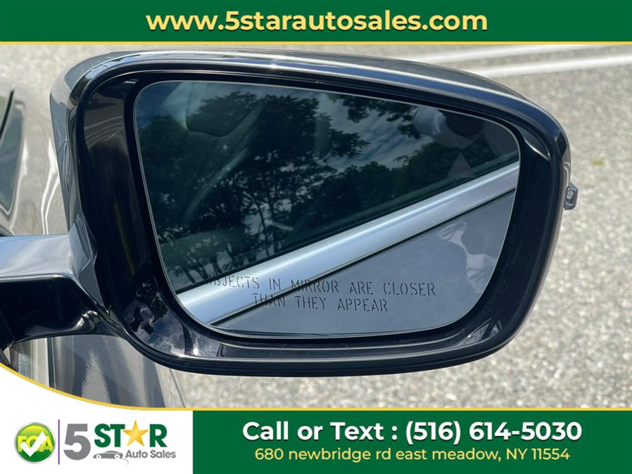 2024 BMW 3 Series 330i xDrive Sedan, available for sale in East Meadow, New York | 5 Star Auto Sales Inc. East Meadow, New York 2024 BMW 3 Series 330i xDrive Sedan, available for sale in East Meadow, New York | 5 Star Auto Sales Inc. East Meadow, New York