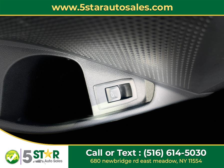 2024 BMW 3 Series 330i xDrive Sedan, available for sale in East Meadow, New York | 5 Star Auto Sales Inc. East Meadow, New York 2024 BMW 3 Series 330i xDrive Sedan, available for sale in East Meadow, New York | 5 Star Auto Sales Inc. East Meadow, New York