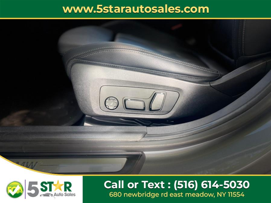2024 BMW 3 Series 330i xDrive Sedan, available for sale in East Meadow, New York | 5 Star Auto Sales Inc. East Meadow, New York 2024 BMW 3 Series 330i xDrive Sedan, available for sale in East Meadow, New York | 5 Star Auto Sales Inc. East Meadow, New York