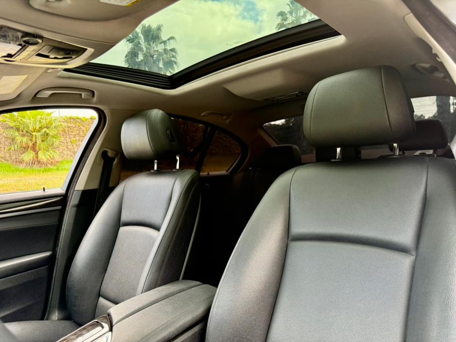 2013 BMW 5 Series 4dr Sdn 528i RWD, available for sale in Tarzana, California | Ivanna Auto. Tarzana, California 2013 BMW 5 Series 4dr Sdn 528i RWD, available for sale in Tarzana, California | Ivanna Auto. Tarzana, California