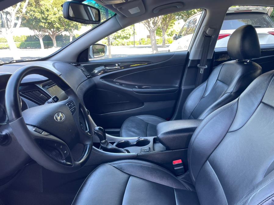 2013 Hyundai Sonata 4dr Sdn 2.4L Auto Limited, available for sale in Tustin, California | Carox LLC. Tustin, California 2013 Hyundai Sonata 4dr Sdn 2.4L Auto Limited, available for sale in Tustin, California | Carox LLC. Tustin, California