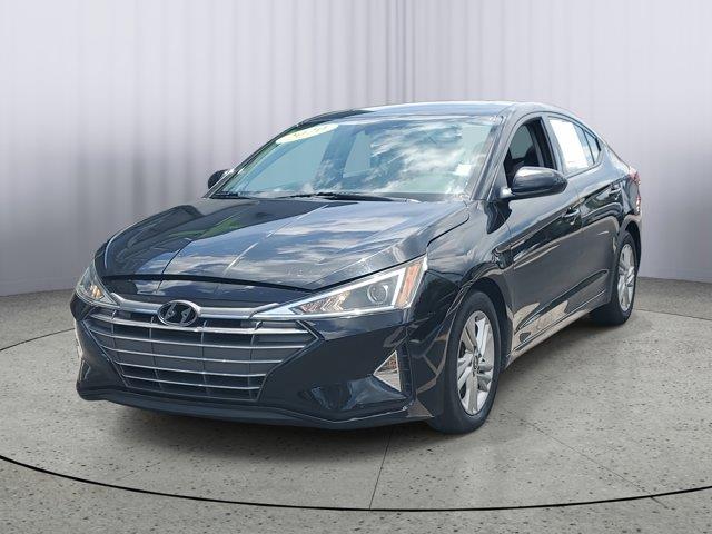 2020 Hyundai Elantra SEL photo 3