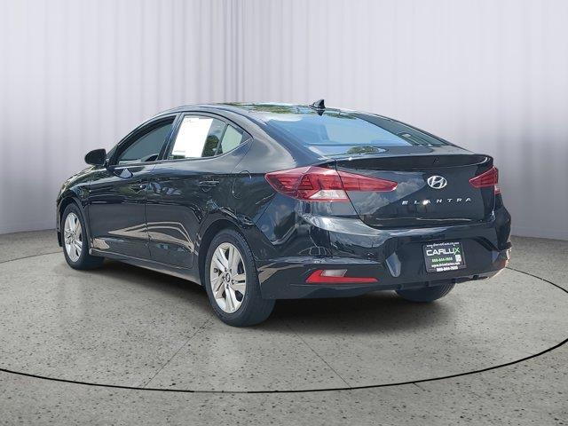 2020 Hyundai Elantra SEL photo 4