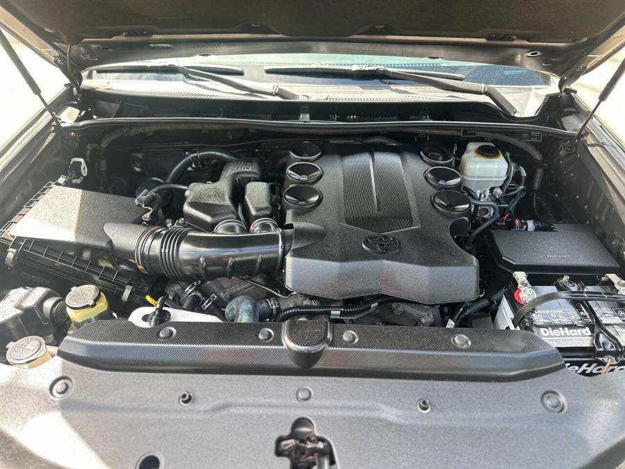 2016 Toyota 4runner Limited AWD 4dr SUV, available for sale in Hempstead, New York | VIP Auto Credit Express. Hempstead, New York 2016 Toyota 4runner Limited AWD 4dr SUV, available for sale in Hempstead, New York | VIP Auto Credit Express. Hempstead, New York