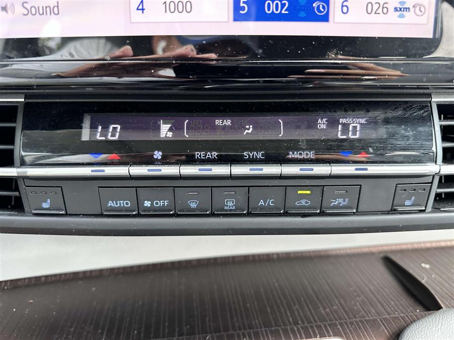 2021 Toyota Sienna XLE, available for sale in Patchogue, New York | Baron Supercenter. Patchogue, New York 2021 Toyota Sienna XLE, available for sale in Patchogue, New York | Baron Supercenter. Patchogue, New York