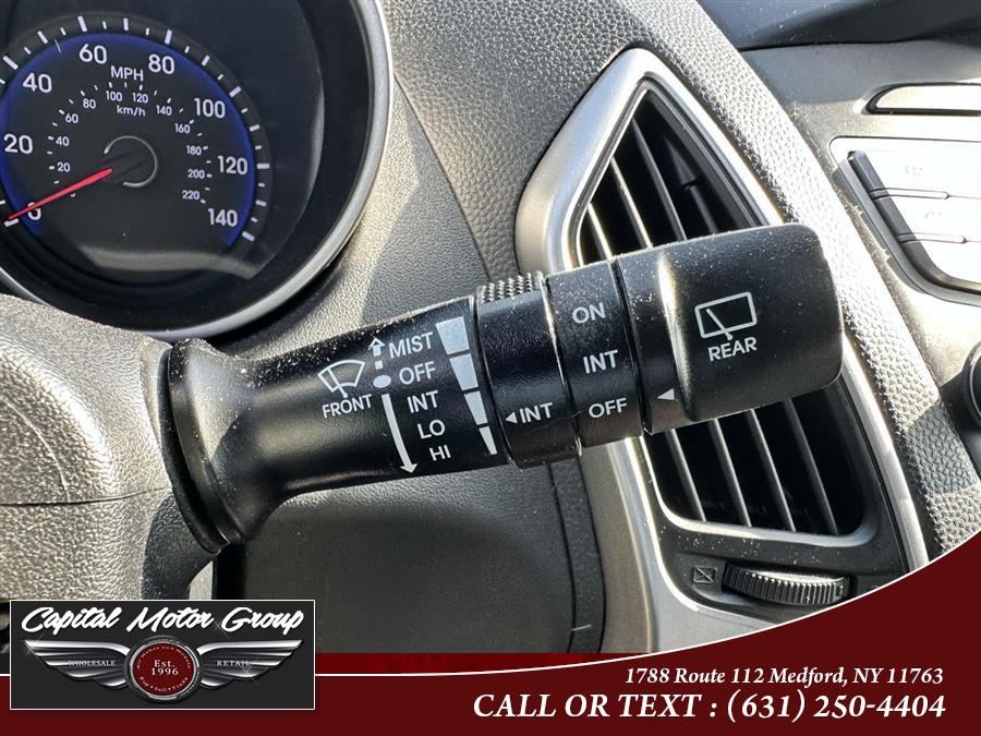 2013 Hyundai Tucson AWD 4dr Auto GLS PZEV, available for sale in Medford, New York | Capital Motor Group Inc. Medford, New York 2013 Hyundai Tucson AWD 4dr Auto GLS PZEV, available for sale in Medford, New York | Capital Motor Group Inc. Medford, New York