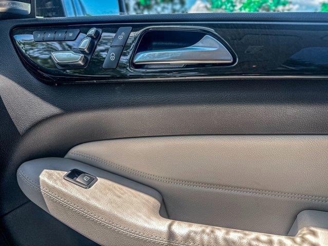 2019 Mercedes-benz Gls GLS 450, available for sale in Great Neck, New York | Camy Cars. Great Neck, New York 2019 Mercedes-benz Gls GLS 450, available for sale in Great Neck, New York | Camy Cars. Great Neck, New York