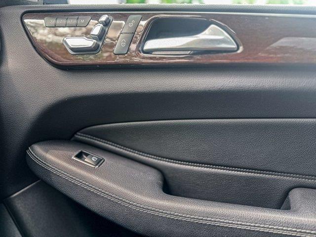 2019 Mercedes-benz Gls GLS 450, available for sale in Great Neck, New York | Camy Cars. Great Neck, New York 2019 Mercedes-benz Gls GLS 450, available for sale in Great Neck, New York | Camy Cars. Great Neck, New York
