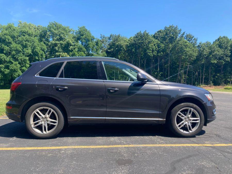 2017 Audi Q5 2.0T Premium Plus Sport Utility 4D, available for sale in Wolcott, New York | Auto Hunter CNY. Wolcott, New York 2017 Audi Q5 2.0T Premium Plus Sport Utility 4D, available for sale in Wolcott, New York | Auto Hunter CNY. Wolcott, New York
