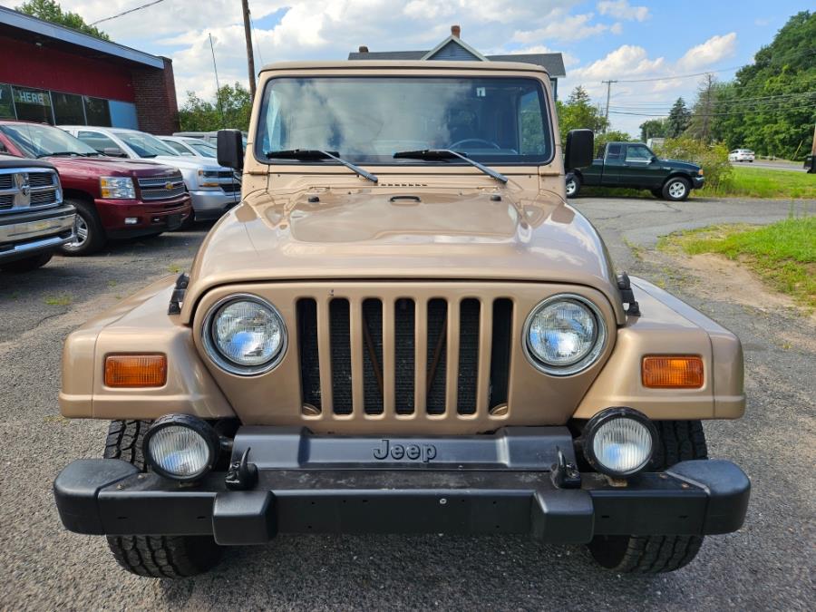 1999 Jeep Wrangler 2dr Sahara 4.0 Straight 6 Manual W/Hard Top, available for sale in East Windsor, Connecticut | Toro Auto. East Windsor, Connecticut 1999 Jeep Wrangler 2dr Sahara 4.0 Straight 6 Manual W/Hard Top, available for sale in East Windsor, Connecticut | Toro Auto. East Windsor, Connecticut