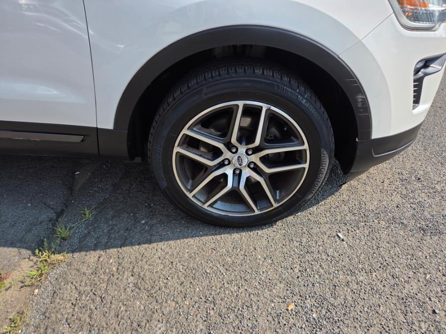 2018 Ford Explorer XLT 4WD, available for sale in Derby, Connecticut | Bridge Motors LLC. Derby, Connecticut 2018 Ford Explorer XLT 4WD, available for sale in Derby, Connecticut | Bridge Motors LLC. Derby, Connecticut