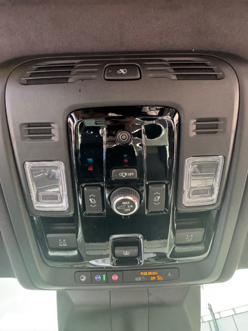 2025 Cadillac Escalade ESV AWD 4dr V-Series, available for sale in Jamaica, New York | Jamaica Motor Sports. Jamaica, New York 2025 Cadillac Escalade ESV AWD 4dr V-Series, available for sale in Jamaica, New York | Jamaica Motor Sports. Jamaica, New York