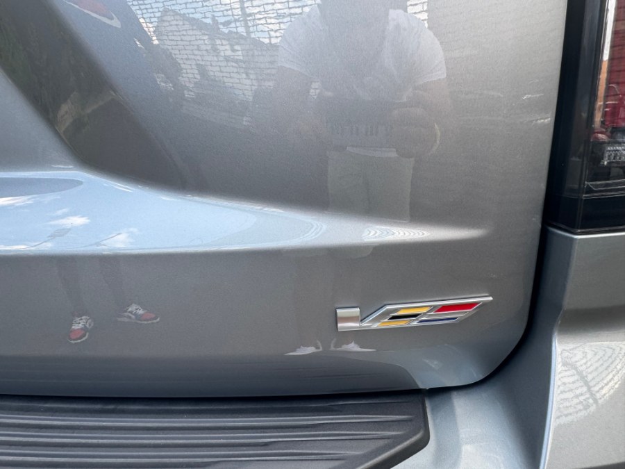 2025 Cadillac Escalade ESV AWD 4dr V-Series, available for sale in Jamaica, New York | Jamaica Motor Sports. Jamaica, New York 2025 Cadillac Escalade ESV AWD 4dr V-Series, available for sale in Jamaica, New York | Jamaica Motor Sports. Jamaica, New York