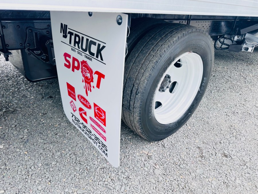 2022 ISUZU NRR 20FT DRY BOX + SIDE DOOR + 19500LB GVW + NO CDL, available for sale in South Amboy, New Jersey | NJ Truck Spot. South Amboy, New Jersey 2022 ISUZU NRR 20FT DRY BOX + SIDE DOOR + 19500LB GVW + NO CDL, available for sale in South Amboy, New Jersey | NJ Truck Spot. South Amboy, New Jersey