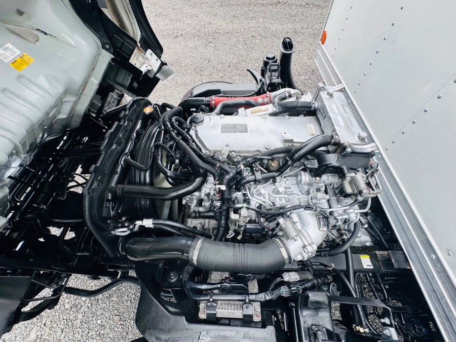 2022 ISUZU NRR 20FT DRY BOX + SIDE DOOR + 19500LB GVW + NO CDL, available for sale in South Amboy, New Jersey | NJ Truck Spot. South Amboy, New Jersey 2022 ISUZU NRR 20FT DRY BOX + SIDE DOOR + 19500LB GVW + NO CDL, available for sale in South Amboy, New Jersey | NJ Truck Spot. South Amboy, New Jersey