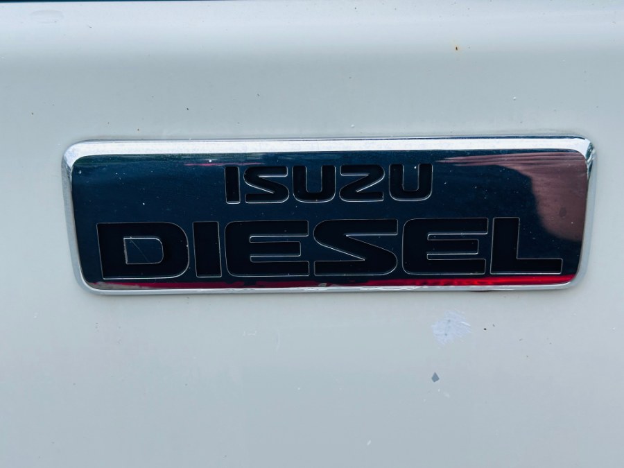 2022 ISUZU NRR 20FT DRY BOX + SIDE DOOR + 19500LB GVW + NO CDL, available for sale in South Amboy, New Jersey | NJ Truck Spot. South Amboy, New Jersey 2022 ISUZU NRR 20FT DRY BOX + SIDE DOOR + 19500LB GVW + NO CDL, available for sale in South Amboy, New Jersey | NJ Truck Spot. South Amboy, New Jersey