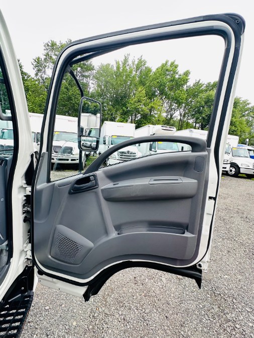 2022 ISUZU NRR 20FT DRY BOX + SIDE DOOR + 19500LB GVW + NO CDL, available for sale in South Amboy, New Jersey | NJ Truck Spot. South Amboy, New Jersey 2022 ISUZU NRR 20FT DRY BOX + SIDE DOOR + 19500LB GVW + NO CDL, available for sale in South Amboy, New Jersey | NJ Truck Spot. South Amboy, New Jersey