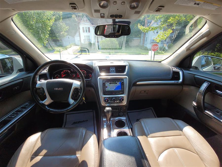 2017 GMC Acadia Limited AWD 4dr Limited, available for sale in Canton, Connecticut | Lava Motors. Canton, Connecticut 2017 GMC Acadia Limited AWD 4dr Limited, available for sale in Canton, Connecticut | Lava Motors. Canton, Connecticut