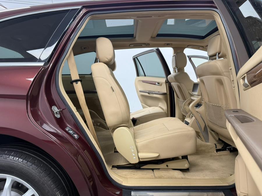 2007 Mercedes-Benz R-Class 4MATIC 4dr 3.5L, available for sale in Elizabeth, New Jersey | M Auto Group. Elizabeth, New Jersey 2007 Mercedes-Benz R-Class 4MATIC 4dr 3.5L, available for sale in Elizabeth, New Jersey | M Auto Group. Elizabeth, New Jersey