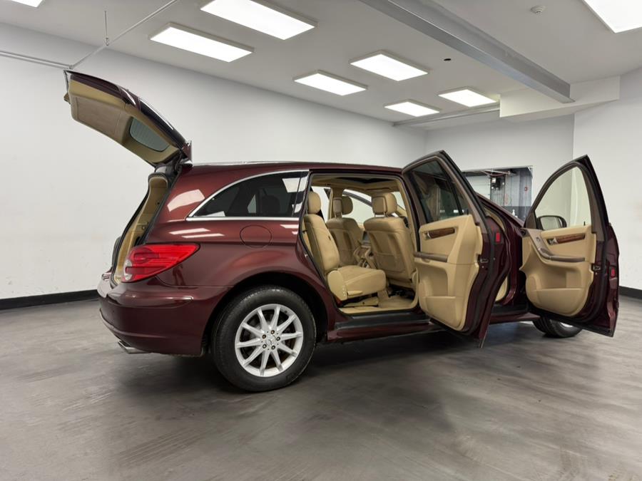 2007 Mercedes-Benz R-Class 4MATIC 4dr 3.5L, available for sale in Elizabeth, New Jersey | M Auto Group. Elizabeth, New Jersey 2007 Mercedes-Benz R-Class 4MATIC 4dr 3.5L, available for sale in Elizabeth, New Jersey | M Auto Group. Elizabeth, New Jersey