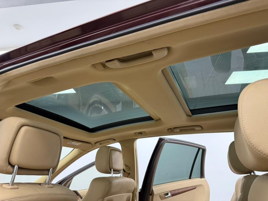2007 Mercedes-Benz R-Class 4MATIC 4dr 3.5L, available for sale in Elizabeth, New Jersey | M Auto Group. Elizabeth, New Jersey 2007 Mercedes-Benz R-Class 4MATIC 4dr 3.5L, available for sale in Elizabeth, New Jersey | M Auto Group. Elizabeth, New Jersey