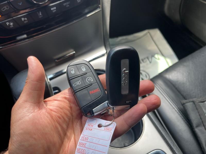 2019 Jeep Grand Cherokee High Altitude 4X4, available for sale in Maple Shade, New Jersey | Car Revolution. Maple Shade, New Jersey 2019 Jeep Grand Cherokee High Altitude 4X4, available for sale in Maple Shade, New Jersey | Car Revolution. Maple Shade, New Jersey