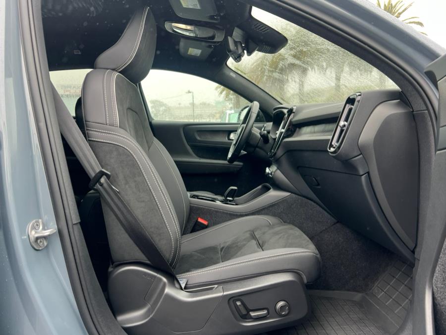 2023 Volvo C40 Recharge Twin eAWD Ultimate, available for sale in Daly City, California | Green Light Auto Wholesale. Daly City, California 2023 Volvo C40 Recharge Twin eAWD Ultimate, available for sale in Daly City, California | Green Light Auto Wholesale. Daly City, California