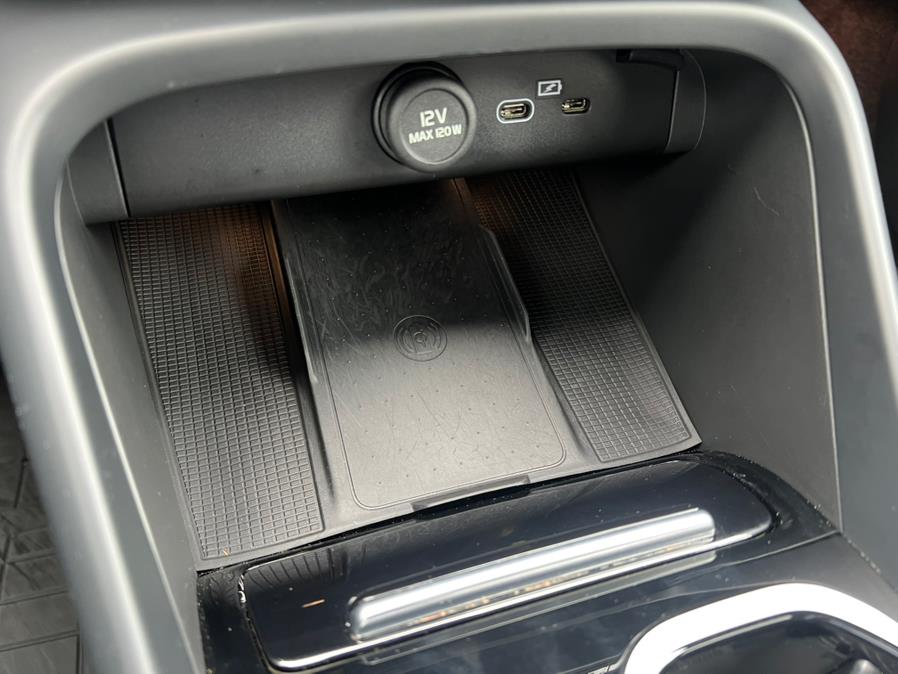 2023 Volvo C40 Recharge Twin eAWD Ultimate, available for sale in Daly City, California | Green Light Auto Wholesale. Daly City, California 2023 Volvo C40 Recharge Twin eAWD Ultimate, available for sale in Daly City, California | Green Light Auto Wholesale. Daly City, California