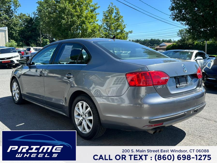 2014 Volkswagen Jetta Sedan 4dr Auto SE w/Connectivity PZEV, available for sale in East Windsor, Connecticut | Prime Wheels. East Windsor, Connecticut 2014 Volkswagen Jetta Sedan 4dr Auto SE w/Connectivity PZEV, available for sale in East Windsor, Connecticut | Prime Wheels. East Windsor, Connecticut