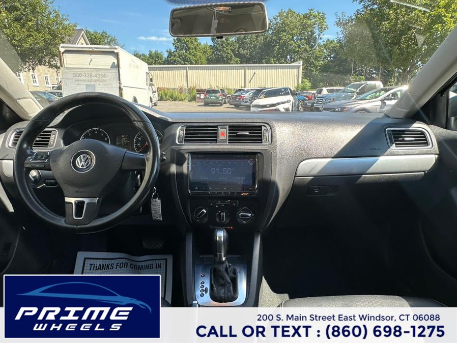 2014 Volkswagen Jetta Sedan 4dr Auto SE w/Connectivity PZEV, available for sale in East Windsor, Connecticut | Prime Wheels. East Windsor, Connecticut 2014 Volkswagen Jetta Sedan 4dr Auto SE w/Connectivity PZEV, available for sale in East Windsor, Connecticut | Prime Wheels. East Windsor, Connecticut