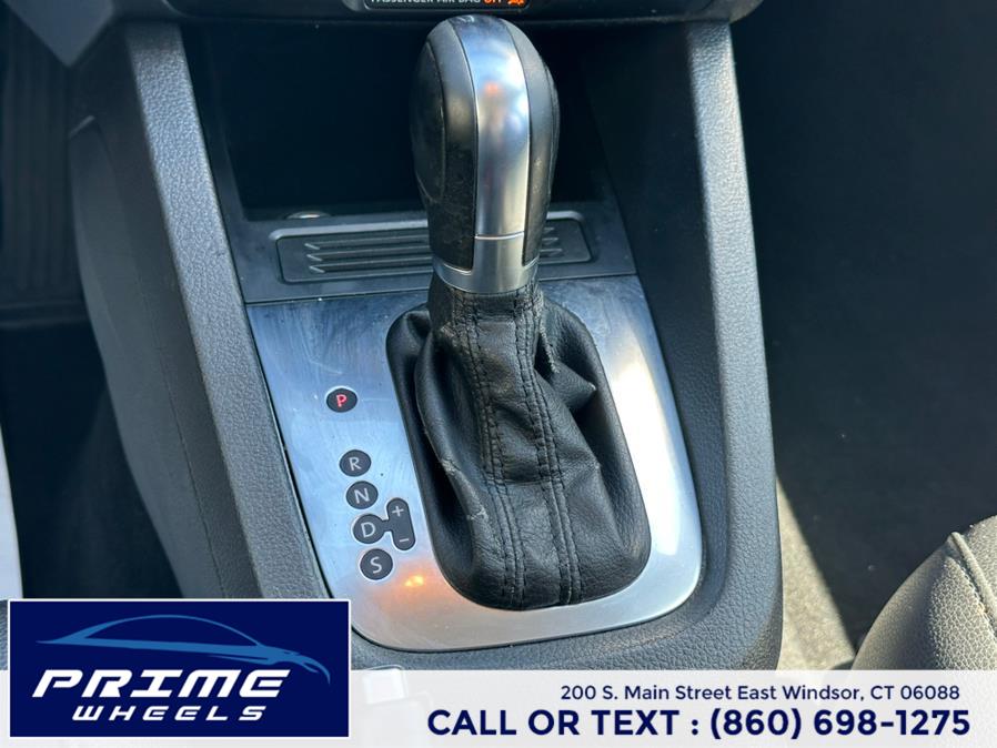 2014 Volkswagen Jetta Sedan 4dr Auto SE w/Connectivity PZEV, available for sale in East Windsor, Connecticut | Prime Wheels. East Windsor, Connecticut 2014 Volkswagen Jetta Sedan 4dr Auto SE w/Connectivity PZEV, available for sale in East Windsor, Connecticut | Prime Wheels. East Windsor, Connecticut