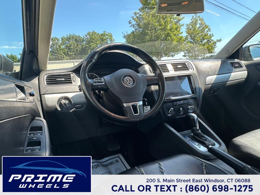 2014 Volkswagen Jetta Sedan 4dr Auto SE w/Connectivity PZEV, available for sale in East Windsor, Connecticut | Prime Wheels. East Windsor, Connecticut 2014 Volkswagen Jetta Sedan 4dr Auto SE w/Connectivity PZEV, available for sale in East Windsor, Connecticut | Prime Wheels. East Windsor, Connecticut