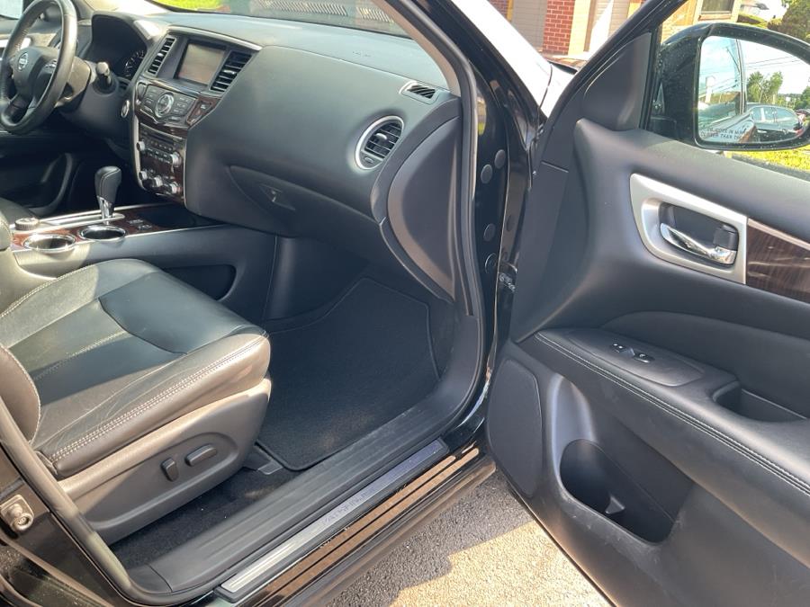 2014 Nissan Pathfinder 4WD 4dr SV, available for sale in Vernon, Connecticut | TD Automotive Enterprises LLC DBA Diamond Auto Cars. Vernon, Connecticut 2014 Nissan Pathfinder 4WD 4dr SV, available for sale in Vernon, Connecticut | TD Automotive Enterprises LLC DBA Diamond Auto Cars. Vernon, Connecticut