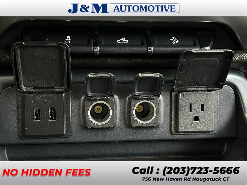 2017 Chevrolet Silverado 1500 LTZ, available for sale in Naugatuck, Connecticut | J&M Automotive Sls&Svc LLC. Naugatuck, Connecticut 2017 Chevrolet Silverado 1500 LTZ, available for sale in Naugatuck, Connecticut | J&M Automotive Sls&Svc LLC. Naugatuck, Connecticut