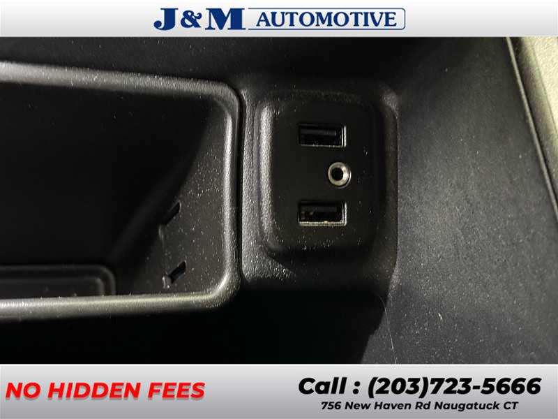 2017 Chevrolet Silverado 1500 LTZ, available for sale in Naugatuck, Connecticut | J&M Automotive Sls&Svc LLC. Naugatuck, Connecticut 2017 Chevrolet Silverado 1500 LTZ, available for sale in Naugatuck, Connecticut | J&M Automotive Sls&Svc LLC. Naugatuck, Connecticut