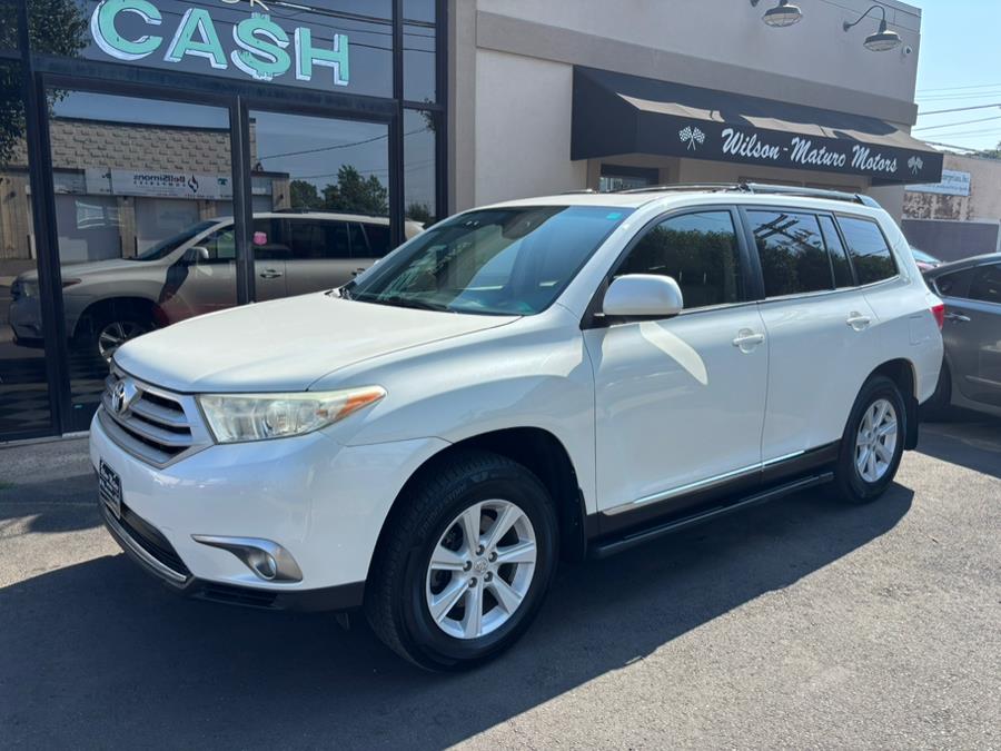 2013 Toyota Highlander 4WD 4dr V6 SE (Natl), available for sale in New haven, Connecticut | Wilson Maturo Motors. New haven, Connecticut 2013 Toyota Highlander 4WD 4dr V6 SE (Natl), available for sale in New haven, Connecticut | Wilson Maturo Motors. New haven, Connecticut