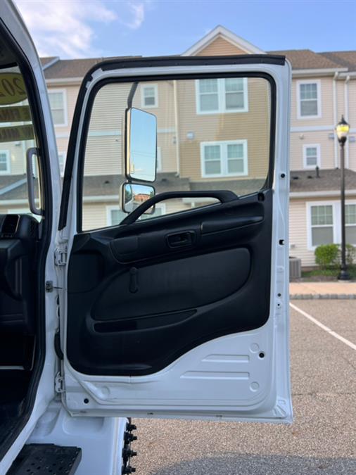2020 Hino 268A 26FT SMYRNA BOX/MAXON LIFTGATE NON CDL, available for sale in Paterson, New Jersey | Speedway Commercial Motors LLC. Paterson, New Jersey 2020 Hino 268A 26FT SMYRNA BOX/MAXON LIFTGATE NON CDL, available for sale in Paterson, New Jersey | Speedway Commercial Motors LLC. Paterson, New Jersey