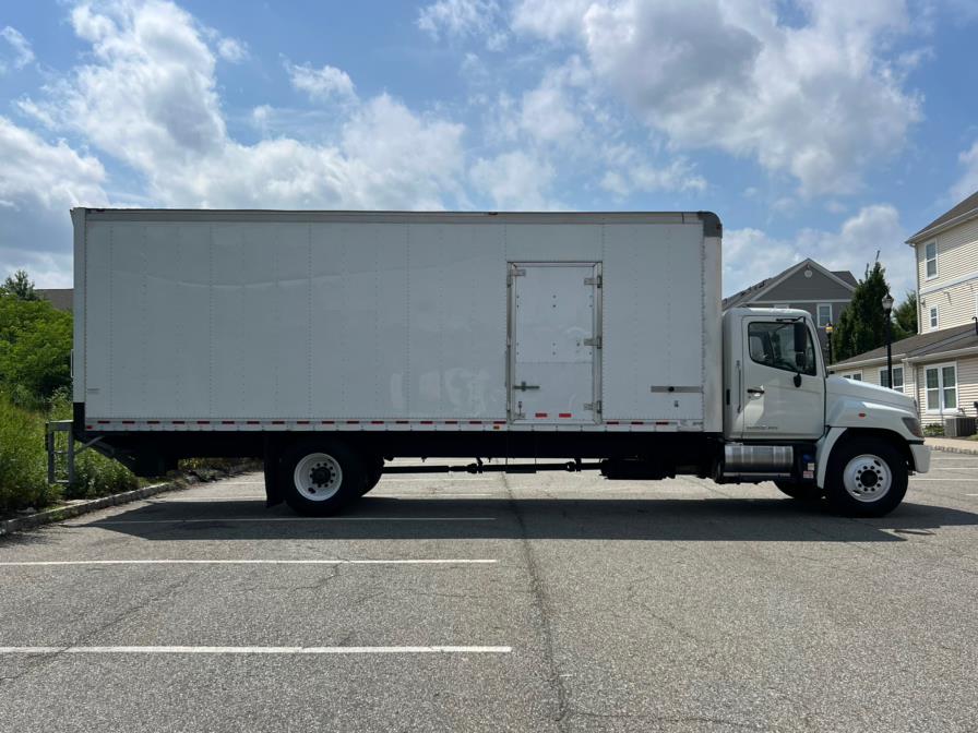2020 Hino 268A 26FT MORGAN BOX/SIDE DOOR/MAXON LIFTGATE NON CDL, available for sale in Paterson, New Jersey | Speedway Commercial Motors LLC. Paterson, New Jersey 2020 Hino 268A 26FT MORGAN BOX/SIDE DOOR/MAXON LIFTGATE NON CDL, available for sale in Paterson, New Jersey | Speedway Commercial Motors LLC. Paterson, New Jersey