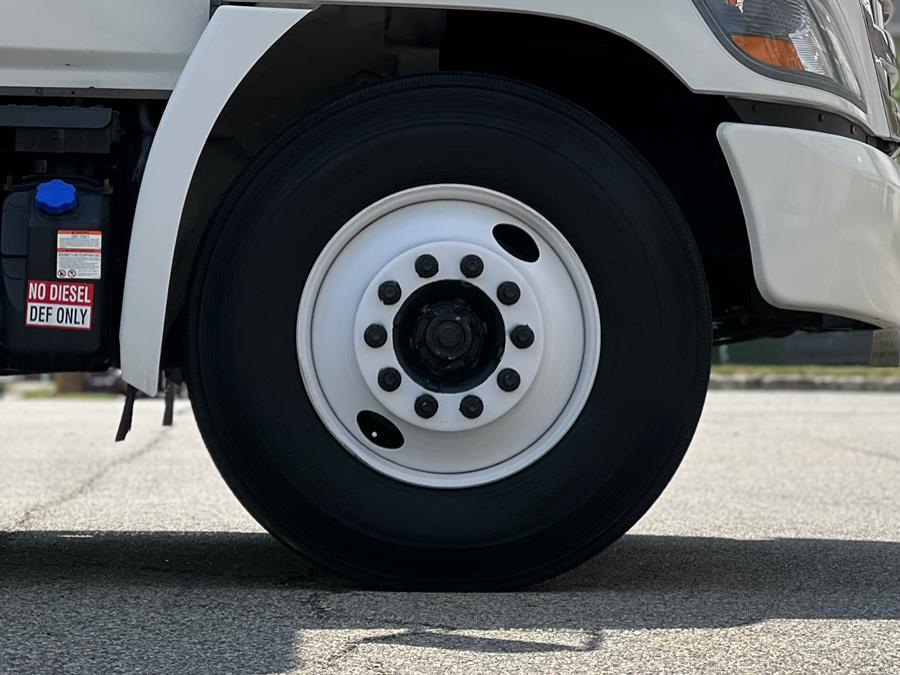 2020 Hino 268A 26FT MORGAN BOX/SIDE DOOR/MAXON LIFTGATE NON CDL, available for sale in Paterson, New Jersey | Speedway Commercial Motors LLC. Paterson, New Jersey 2020 Hino 268A 26FT MORGAN BOX/SIDE DOOR/MAXON LIFTGATE NON CDL, available for sale in Paterson, New Jersey | Speedway Commercial Motors LLC. Paterson, New Jersey