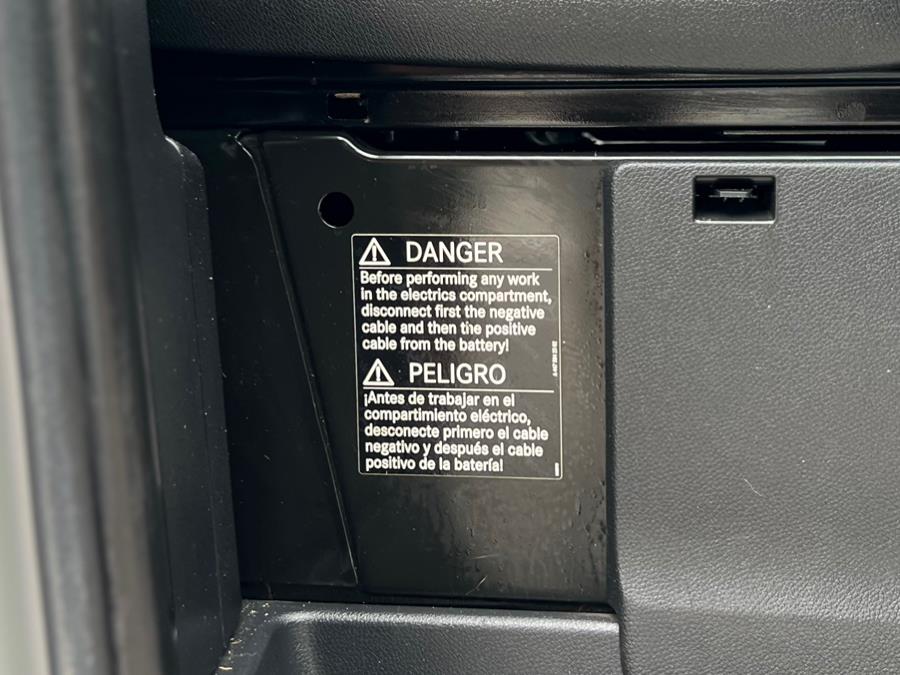 2020 Mercedes-Benz Metris Cargo Van Standard Roof 135" Wheelbase, available for sale in Paterson, New Jersey | Speedway Commercial Motors LLC. Paterson, New Jersey 2020 Mercedes-Benz Metris Cargo Van Standard Roof 135" Wheelbase, available for sale in Paterson, New Jersey | Speedway Commercial Motors LLC. Paterson, New Jersey