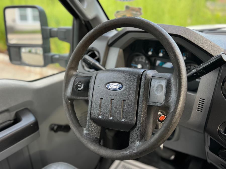 2014 Ford Super Duty F-250 SRW 4WD Reg Cab 137" XL, available for sale in Paterson, New Jersey | Speedway Commercial Motors LLC. Paterson, New Jersey 2014 Ford Super Duty F-250 SRW 4WD Reg Cab 137" XL, available for sale in Paterson, New Jersey | Speedway Commercial Motors LLC. Paterson, New Jersey