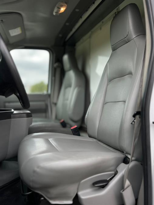 2019 Ford E-Series Cutaway E-350 DRW 176" WB, available for sale in Paterson, New Jersey | Speedway Motors LLC. Paterson, New Jersey 2019 Ford E-Series Cutaway E-350 DRW 176" WB, available for sale in Paterson, New Jersey | Speedway Motors LLC. Paterson, New Jersey