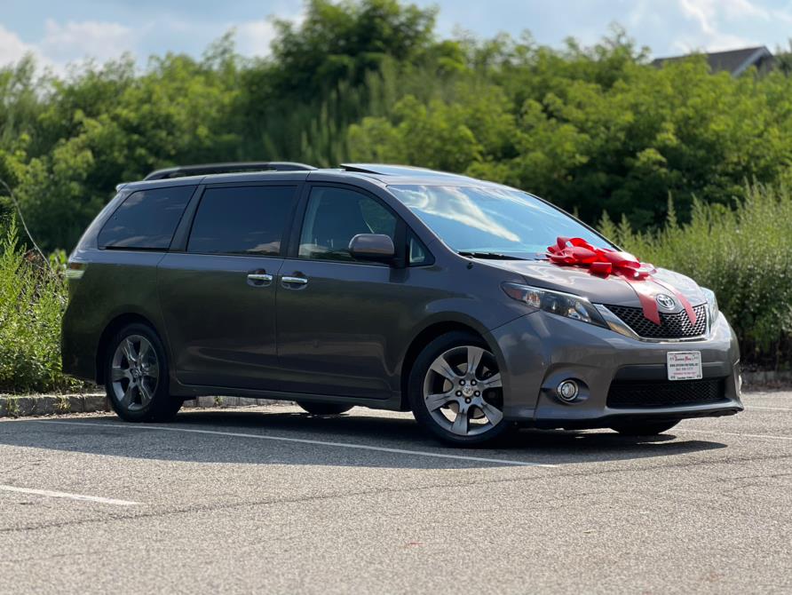 2014 Toyota Sienna 5dr 8-Pass Van V6 SE FWD (Natl), available for sale in Paterson, New Jersey | Speedway Motors LLC. Paterson, New Jersey